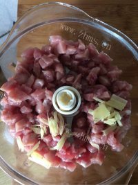美味的鲜肉馄饨做法图解1)