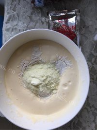 唇齿留香的蒸蛋糕做法图解3)