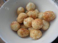很有食欲的鹌鹑蛋烧肉做法图解3)