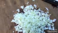 特色香菇咸猪肉炊饭做法图解3)