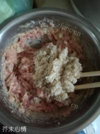 金针菇肉丸便当做法图解4)