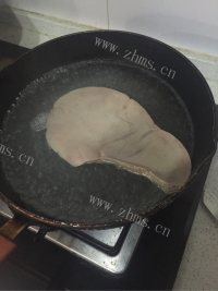 家常菜白切猪肝做法图解2)