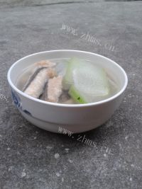 美味的冬瓜鳗鱼汤做法图解6)
