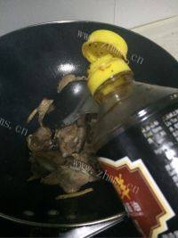 口感好的红烧排骨做法图解5)