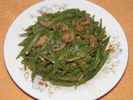 香脆的肉丝炒豆角