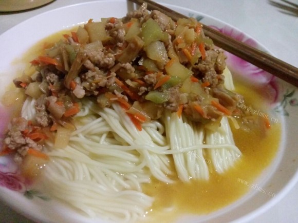 色香味俱全的臊子面