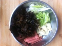 家常菜炖豆腐做法图解2)