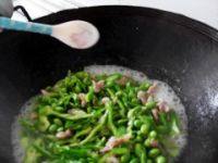 家常菜肉丝炒毛豆