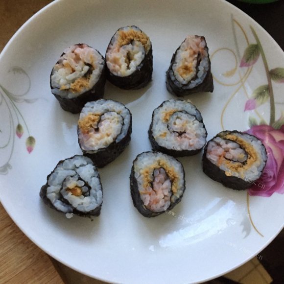 营养丰富的肉松寿司
