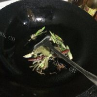 营养小酥肉蒸碗做法图解8)
