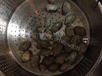 妈妈最爱的炒花蛤做法图解4)