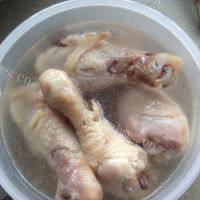 家常菜凉拌鸡腿做法图解3)