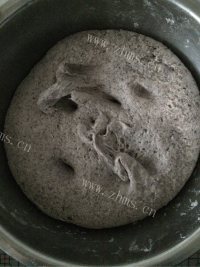 自制黑米馒头做法图解3)