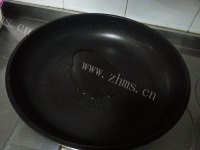 美味的菜花炒肉做法图解1)