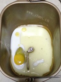 自制小蘑菇面包做法图解1)