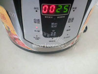 美味的绿豆百合汤做法图解5)