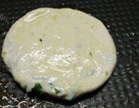 自己做的葱油饼