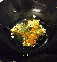 香气浓郁的茄子豆角做法图解5)