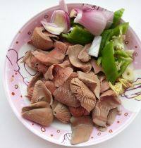 家常菜炒腰花做法图解4)
