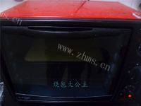 让人怀念的海绵蛋糕做法图解10)