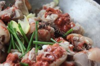 美味的腐乳猪蹄做法图解9)