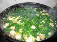 菠菜肉丸汤自制做法图解12)