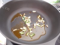 美味的茄汁土豆粉做法图解5)