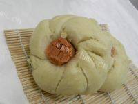 自己做的花朵馒头
