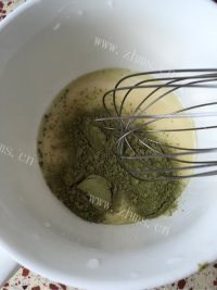自制抹茶冰淇淋做法图解2)