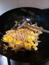 家常菜土豆丝炒鸡蛋做法图解6)