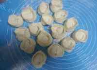 美味的香菇鸡肉馄饨做法图解6)