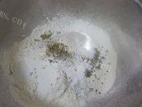 简单美味意式比萨蛋糕做法图解4)