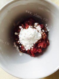 美味的番茄牛肉酱意面做法图解3)