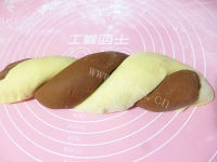 自制双色吐司做法图解11)