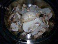 养生的肉骨茶做法图解9)