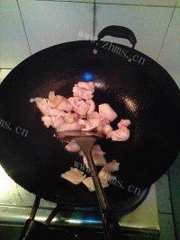 家常菜西芹炒肉丝做法图解5)