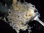 泡菜苕粉肉丝做法图解7)