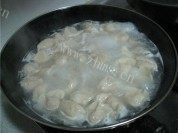 自己做的猪肉胡萝卜饺子