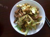 鲜香的花菜炒肉片