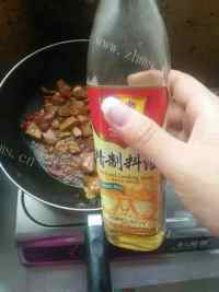 超好吃的土豆烧牛肉做法图解7)