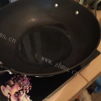 美味的凉拌皮蛋做法图解3)