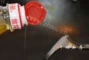 家常菜火腿芹菜做法图解5)