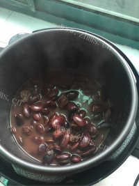 酸酸甜甜的话梅花芸豆做法图解5)