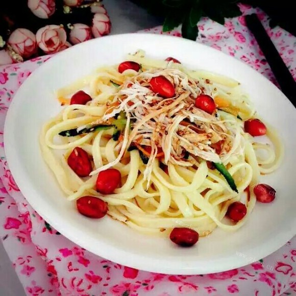 DIY鸡丝凉面