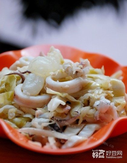 酸菜炒鱿鱼
