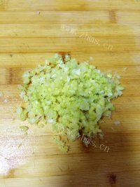 香飘十里的炸藕盒做法图解7)