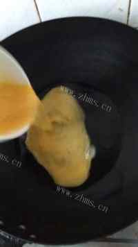 美味的菠菜炒鸡蛋做法图解4)