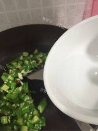 家常菜清炒秋葵做法图解6)