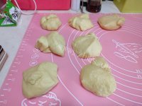 自制肠仔包做法图解6)