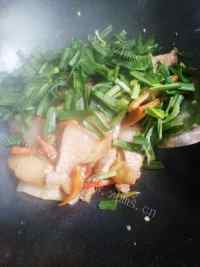 荤菜素鸡回锅肉做法图解9)